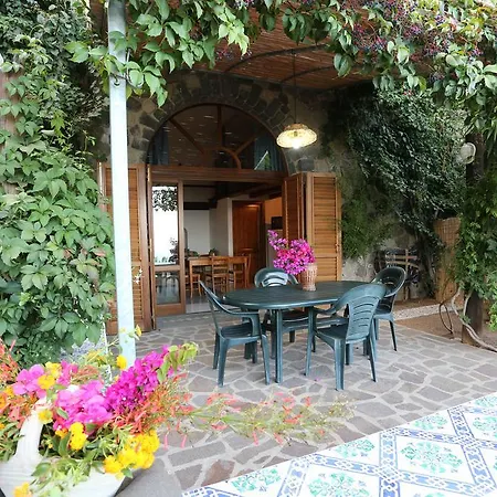 Apartmán Eoliando Per Vacanze - *